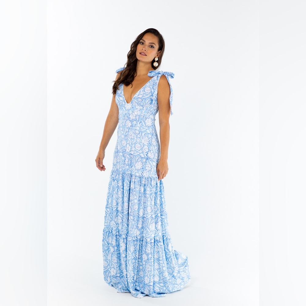 Smith & Quinn Clementine floral shoulder tie maxi dress
